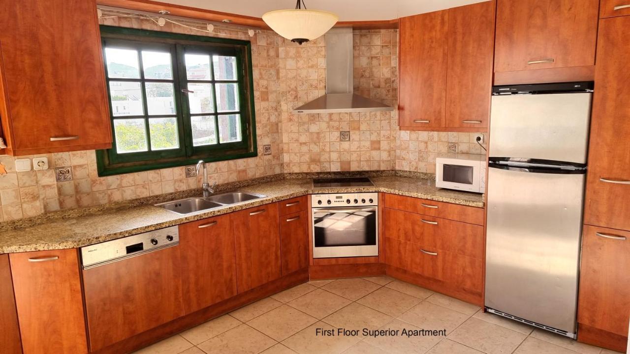 Ocean Village Apartments Agia Pelagia  Luaran gambar